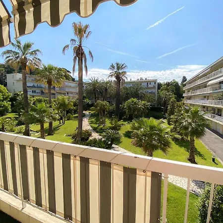 Apartment Superb In With Magnificent View ! *