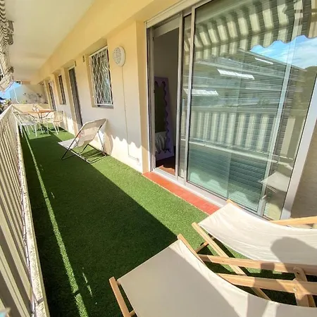 Superb In With Magnificent View ! Cannes